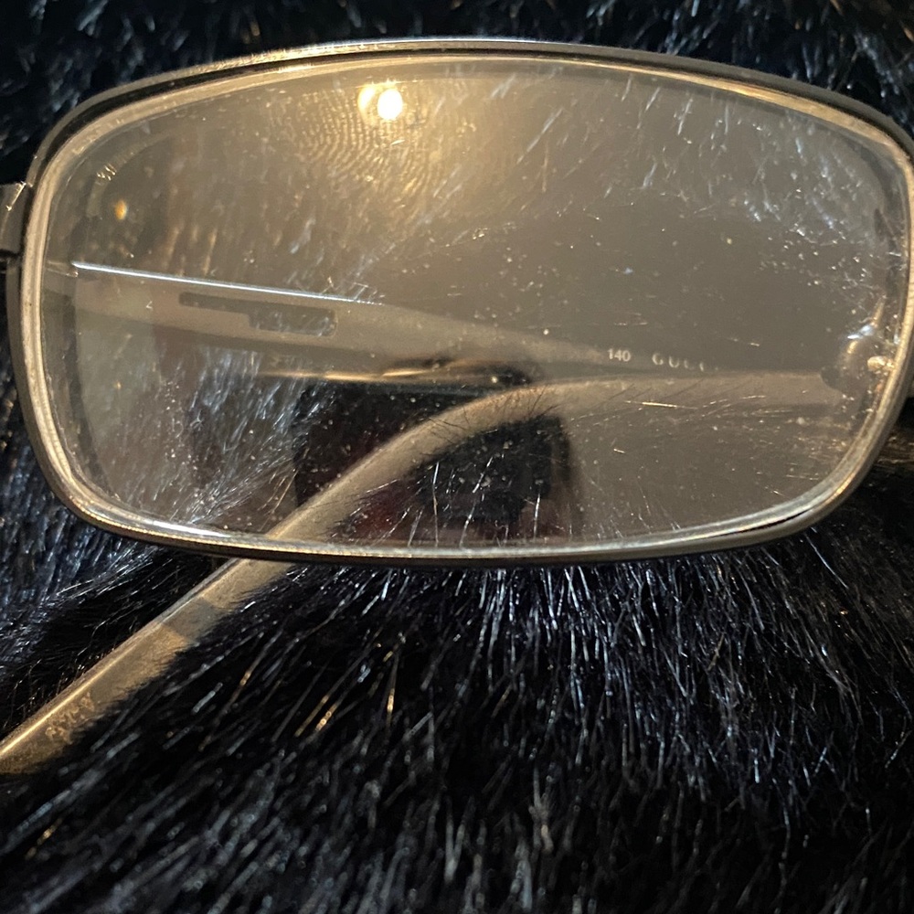 Gucci Rectangular Metal Frame Glasses in Black wi… - image 3